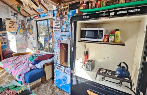 Riverton House | Famous Riverton Surf Shack