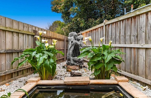 Berwick House | FamParadise: Pool, Cabin, Garden, Peace & More !