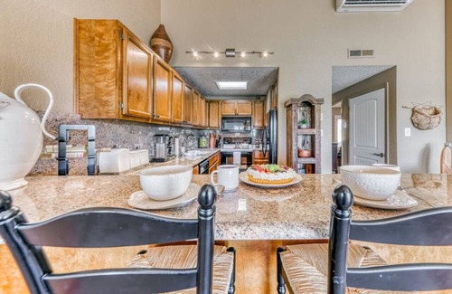 Alto Apartment | Fancy Like- 2 mi to Alto Lake/golf views/gorgeous!