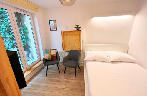 Krzyki Apartment | Fantastays - Sixteen