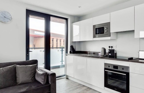 Bordesley Apartment | Fantastic 2 Bed 2 Bath Apartment in Birmingham