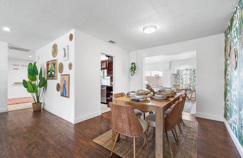 Imperial Point House | Fantastic 3BR2BA Heated Pool+Games 2Miles To Beach