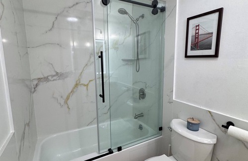 Marina Faire House | Fantastic 4-bedroom house in San Leandro