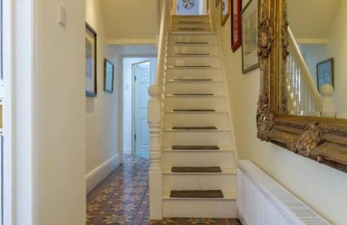Acocks Green House | Fantastic 5 Bedroom House in Acocks Green close to NEC For 12 Guests
