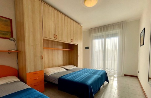 Torre di Fine Apartment | Fantastic Apartment in Modern Residence with two Swimming Pools
