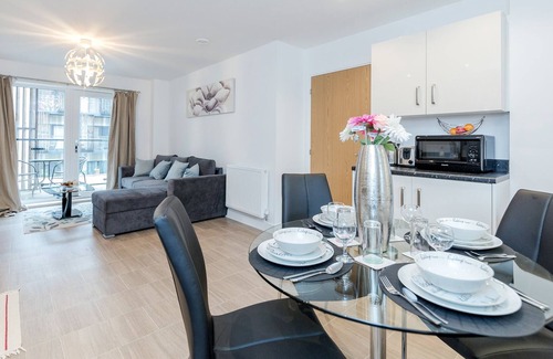 Brooklands Apartment | Fantastic Apartment near Romford Station