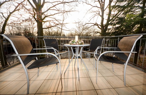 Marienthal Apartment | Fantastic apartment with balcony for 4 people in Hamburg Marienthal