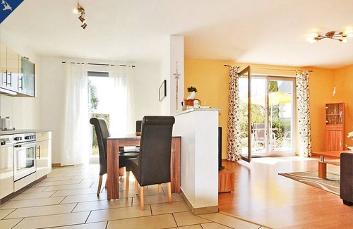 Zinnowitz Apartment | Fantastic, centrally located apartment with WLAN, parking space and terrace -