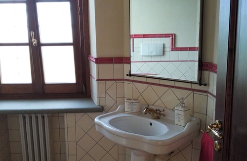 Carmignano Other | Fantastic farmhouse on famous wine estate with spectacular views