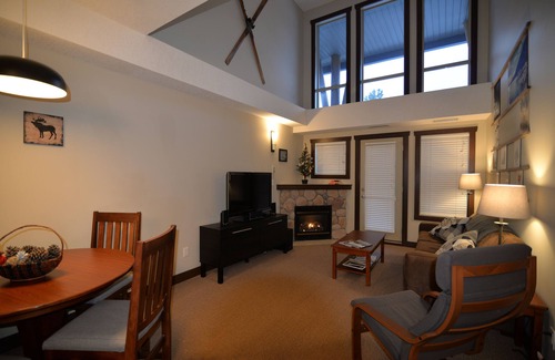 East Kootenay Condo | Fantastic Fernie Flat ! Central Location & Amenities