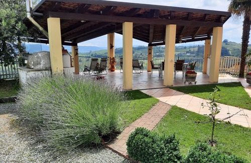 Alice Bel Colle Apartment | Fantastic Holiday home with beautiful outlook