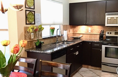 Peacock Village House | Fantastic Home in Perfect Location - 2 Master Suites