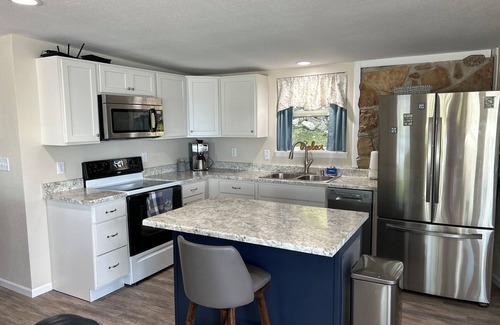Osage Beach House | Fantastic Location, Beautiful View Of The Lake, In Osage Beach on the 17 MM