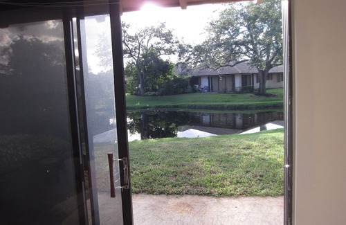 Palm Beach Gardens Condo | Fantastic PGA Club Cottage Close to Everything!