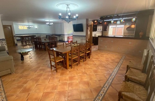 Montillana House | Fantastic Rural House in Montillana with swimming pool.
