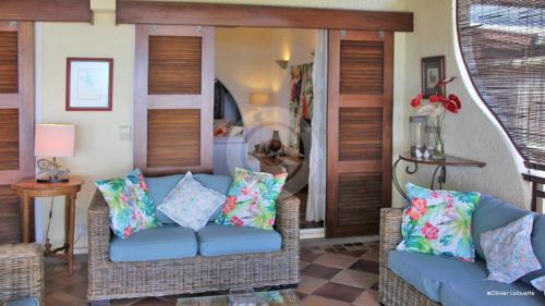 Pereybere Villa | Fantastic spacious beachfront VILLAVACANCES