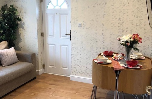 Barrow Gurney Apartment | fantastic two bedrooms apartment
