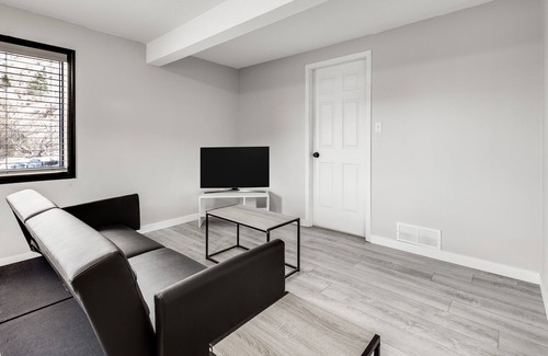 Okanagan-Similkameen House | Fantastic Updated Lakeview Suite in Okanagan Falls