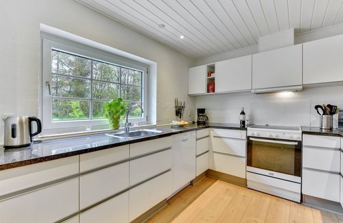 Husby House | Fantastic vacation home with swimming pool, whirlpool and sauna by the North Sea