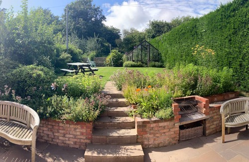 Wareham House | Fantastic views from this rural country house close to the sea at Lulworth Cove