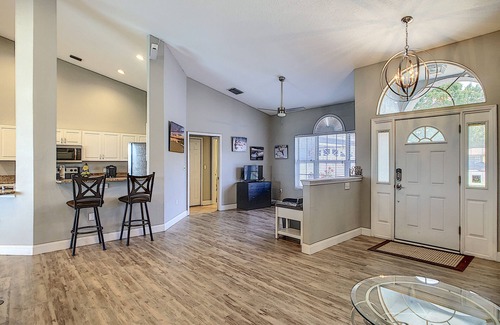 Winter Haven House | Fantastic Water Front Home on the Chain of Lakes