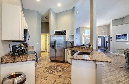 Winter Haven House | Fantastic Water Front Home on the Chain of Lakes