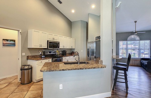 Winter Haven House | Fantastic Water Front Home on the Chain of Lakes
