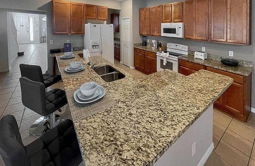 Bellavida Villa | Fantasy Villa - Bella Vida (near Disney) Private Vacation Villa Luxury