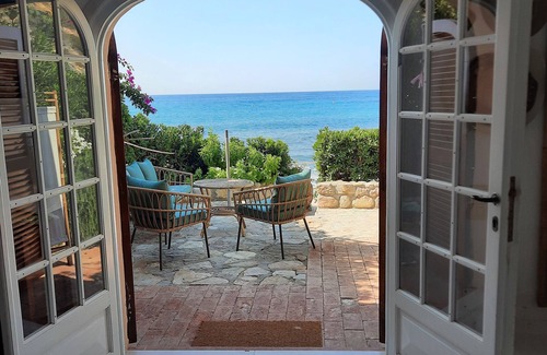 Monte Argentario Apartment | Far from stress directly on the beach.