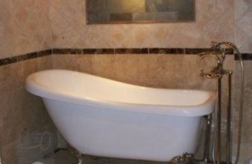 Brenham Bed & Breakfast | Far View - A Bed & Breakfast Estate