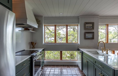 Ocracoke House | Faraway Oaks: Canal front home, open floor plan, private dock.