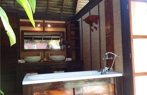 Taha'a Hotel | Fare Pea Iti