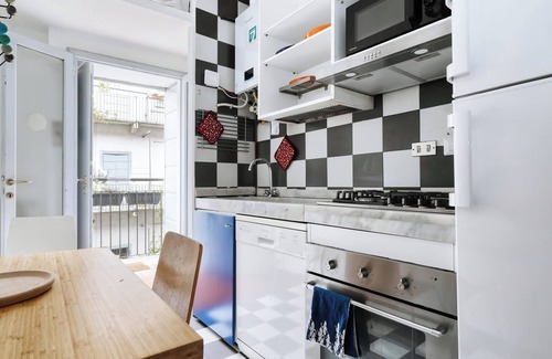 Porta Volta Apartment | Farini 6 - One Bedroom Apartment, Sleeps 3