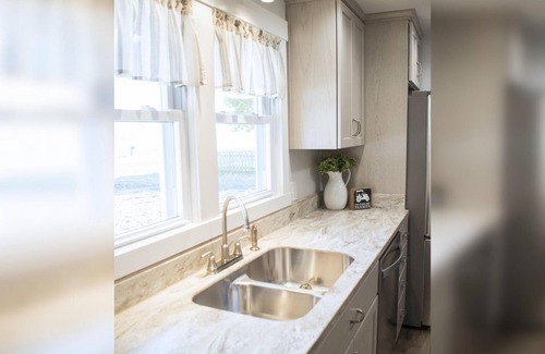 Middlebury House | Farm Country Amish Country Newly Renovated