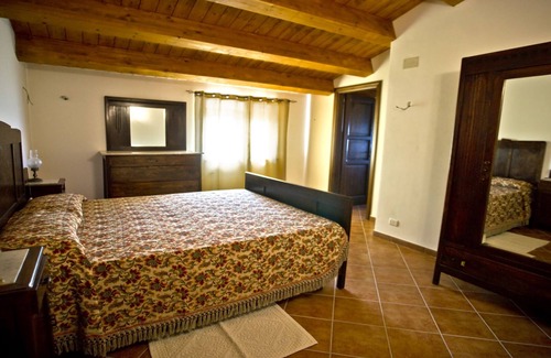 Santa Sofia dʼEpiro Other | Farmhouse Typical Kitchen Direct Sales Bio Products