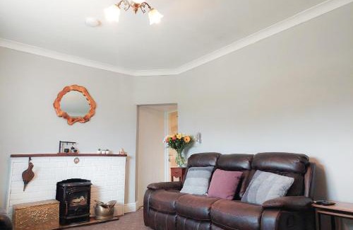 Frenchpark House | Farm View Cottage Castlerea by Trident Holiday Homes