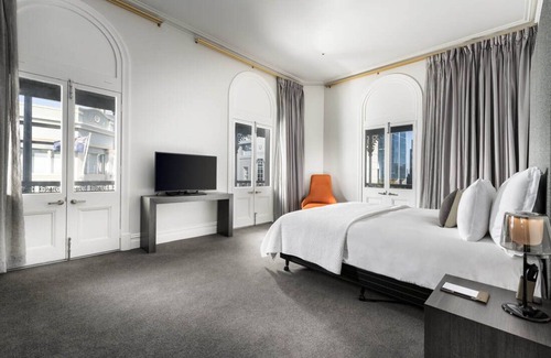 Irwinton Apartment | farmcity hotel