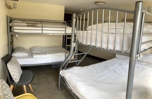 Sedbergh House | Farmhouse ∙ 1 bedroom ∙ 35 guests