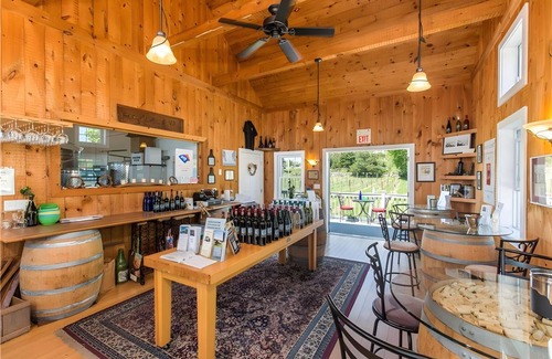 Westerly House | Farmhouse ∙ 3 guests