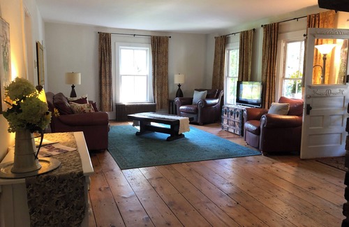 Denver Other | Farmhouse 4 bedrooms, 4 ensuite bathrooms, Roxbury, NY