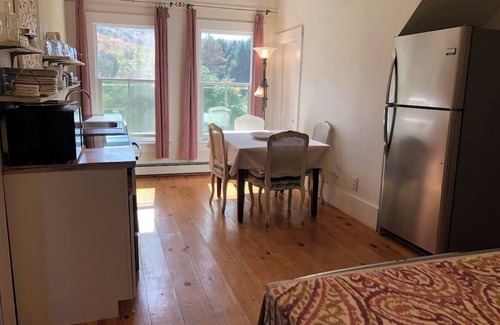 Denver Other | Farmhouse 4 bedrooms, 4 ensuite bathrooms, Roxbury, NY