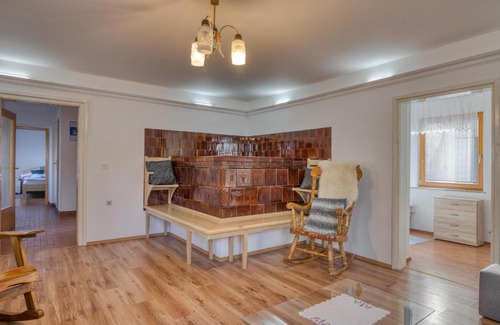 Vransko House | Farmhouse Blackberry Pool & Wellness- Happy Rentals