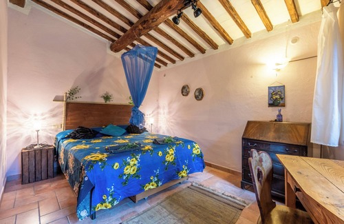 Chiusdino Other | Farmhouse 'Casa Luna' with Shared Infinity Saltwater Pool, Private Terrace and Wi-Fi