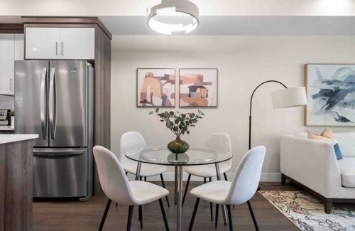 Crescent Heights House | Farmhouse Charm 4BDRM Contemporary Retreat