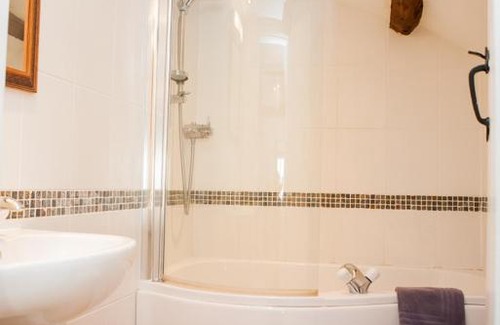 Sidford Bed & Breakfast | Farmhouse Cottage