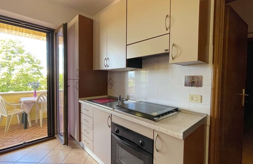 Rivotorto House | Farmhouse in Assisi countryside with five renovated apartments and a swimming pool