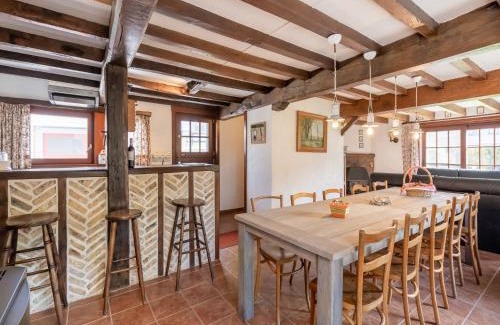 Beveren House | Farmhouse in Beveren near Beach & Garden
