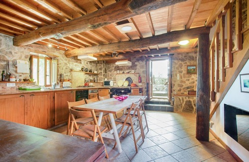 Panton Other | Farmhouse in Castrotañe with Terrace