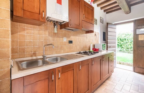 Citta di Castello Cottage | Farmhouse in Citta di Castello With Pool