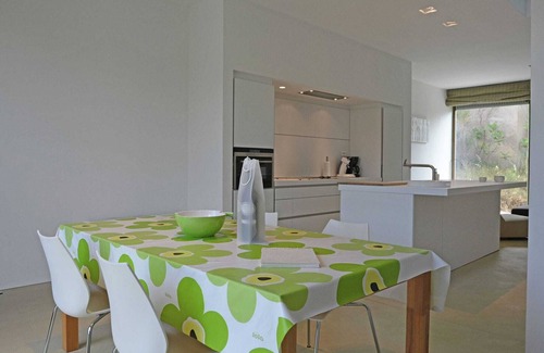 Rieux-Minervois Villa | Farmhouse in Languedoc with Pool & Vineyard Views